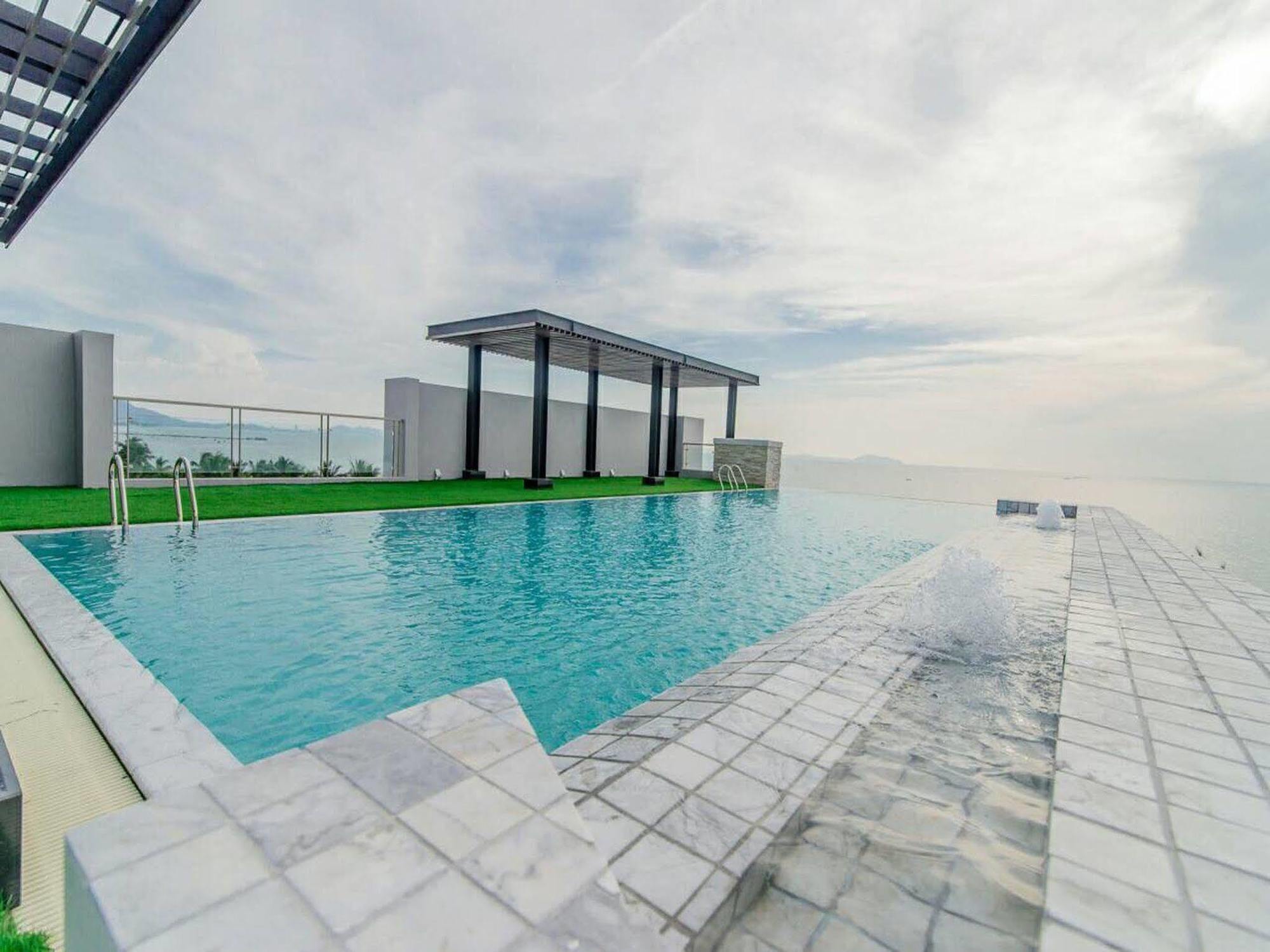 Panitar Haus Hotel Chonburi Exterior foto